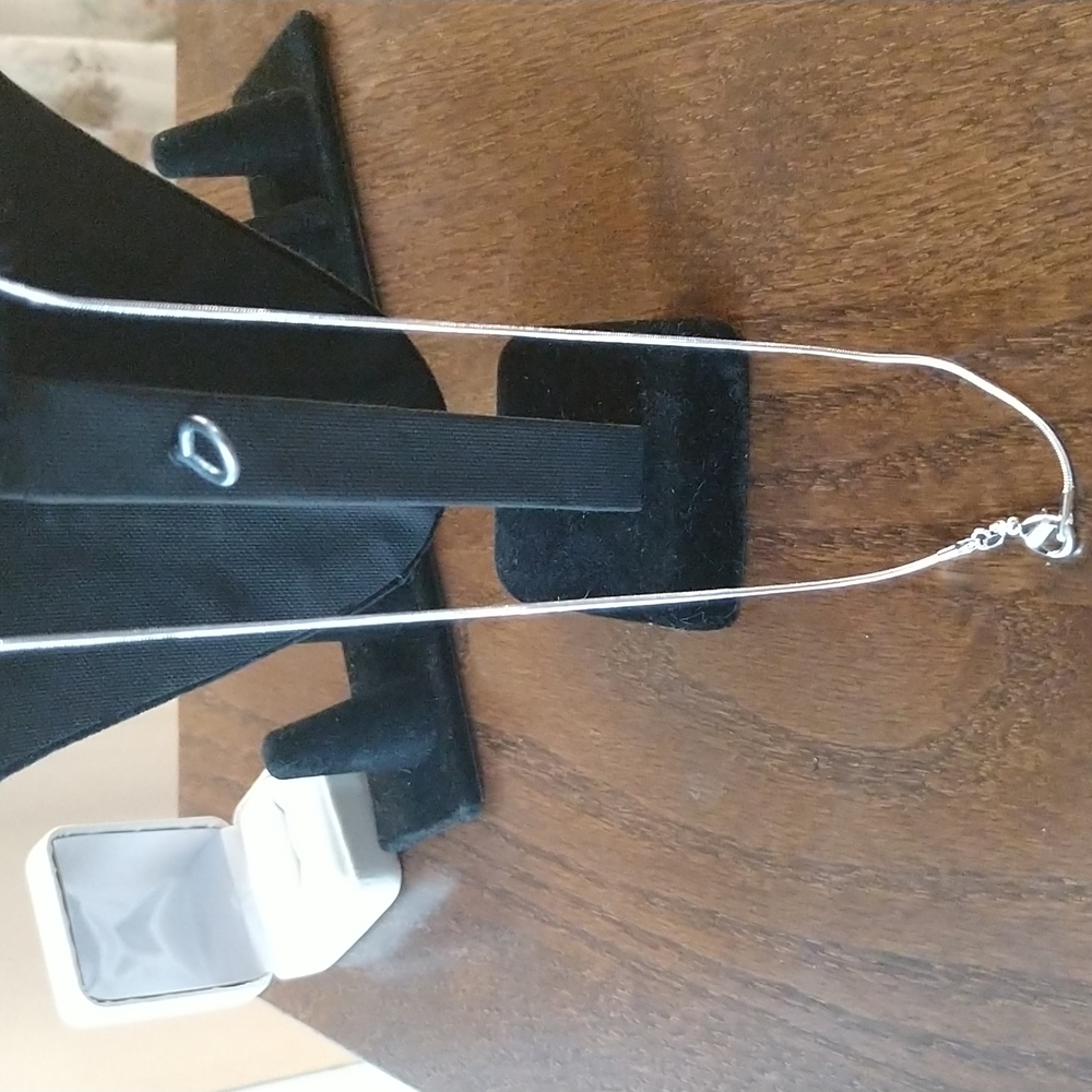 Necklace - Picture 5 of 10